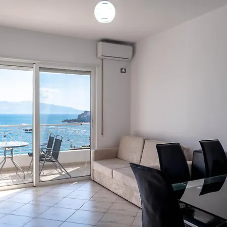 The Blue Balcony Apartment Sarande